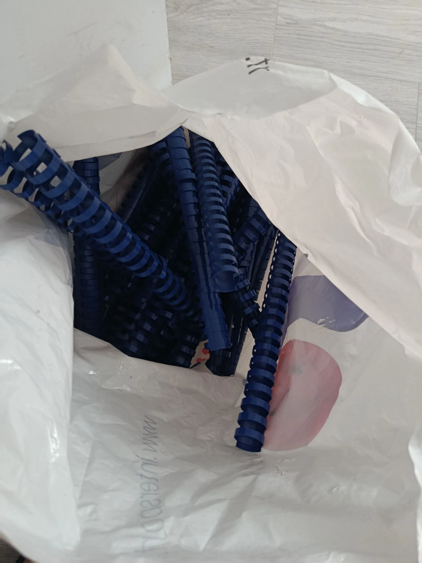 Reliure plastique 